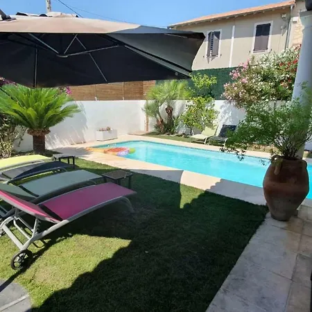 Dom wakacyjny Moderne,centre,piscine,5min Mer,clim,parking