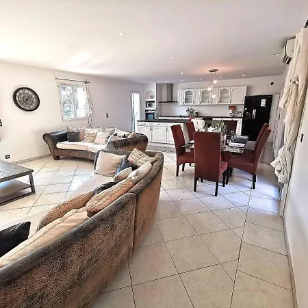 Moderne,centre,piscine,5min Mer,clim,parking Dom wakacyjny *