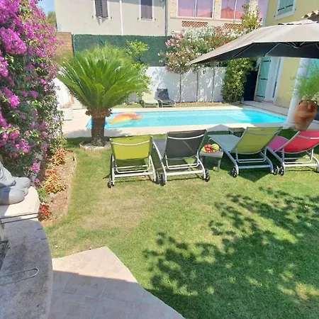 Dom wakacyjny Moderne,centre,piscine,5min Mer,clim,parking *